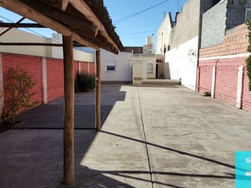 Casa en venta de 3 dormitorios c/ cochera en Pedro Pico