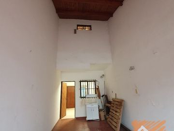 Casa en venta de 3 dormitorios c/ cochera en Paykín