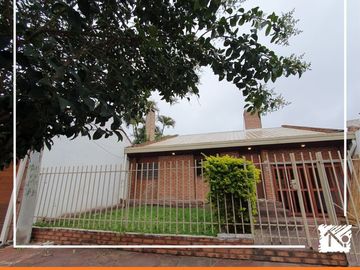 Casa en venta de 3 dormitorios c/ cochera en Paykín