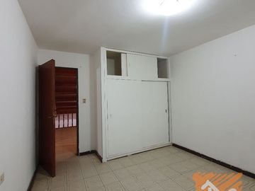 Casa en venta de 3 dormitorios c/ cochera en Paykín