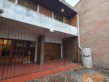 Casa en venta de 3 dormitorios c/ cochera en Paykín