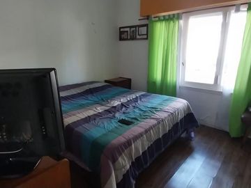 Venta block de 2 propiedades en mismo lote, balcón, terraza.Se pueden vender separadas o juntas Excelente estado