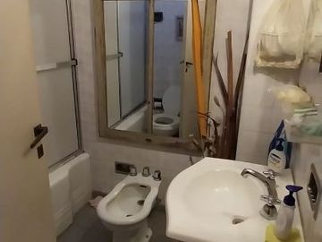 Venta block de 2 propiedades en mismo lote, balcón, terraza.Se pueden vender separadas o juntas Excelente estado