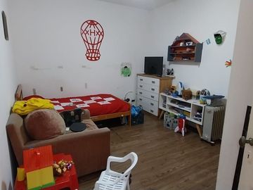 Venta block de 2 propiedades en mismo lote, balcón, terraza.Se pueden vender separadas o juntas Excelente estado