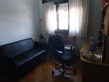 Venta block de 2 propiedades en mismo lote, balcón, terraza.Se pueden vender separadas o juntas Excelente estado