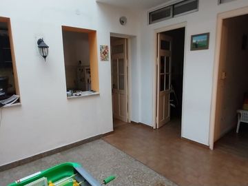 Venta block de 2 propiedades en mismo lote, balcón, terraza.Se pueden vender separadas o juntas Excelente estado