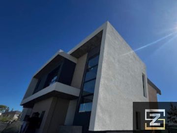 Casa en venta de 7 ambientes en Barrio Privado Terralagos