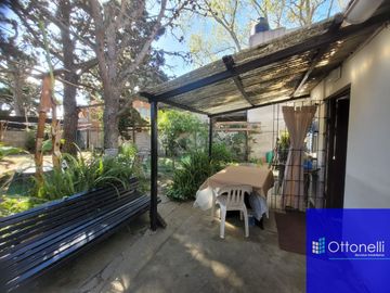 Casa en venta de 3 dormitorios c/ cochera en San Bernardo