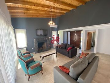CODIGO 645 - VENTA - ISLA DEL GOLF - PINAMAR