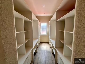 Casa en venta de 4 dormitorios c/ cochera en Haras Santa María