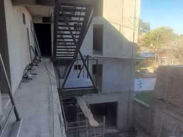 Departamento en pozo en venta de 2 dormitorios en Godoy Cruz