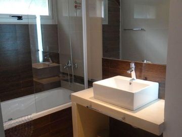 Dúplex en venta de 4 ambientes con cochera en Pinamar