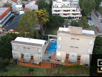 Dúplex en venta de 4 ambientes con cochera en Pinamar