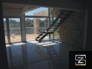 Dúplex en venta de 4 ambientes con cochera y vista al mar en Apart Hotel Pinamar