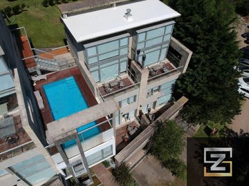Dúplex en venta de 4 ambientes con cochera y vista al mar en Apart Hotel Pinamar