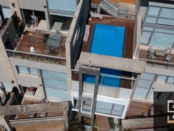 Dúplex en venta de 4 ambientes con cochera y vista al mar en Apart Hotel Pinamar