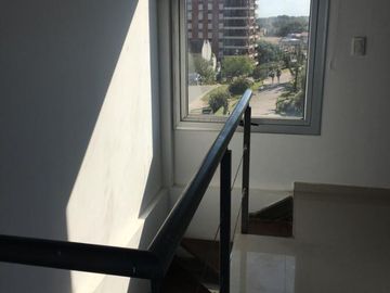 Dúplex en venta de 4 ambientes con cochera y vista al mar en Apart Hotel Pinamar
