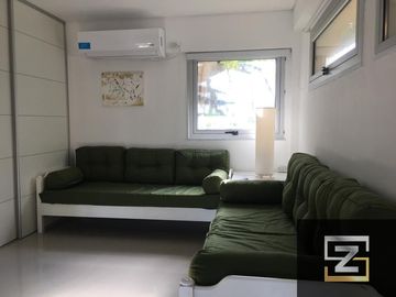 Tríplex en venta de 4 ambientes c/cochera y vista al mar en Pinamar