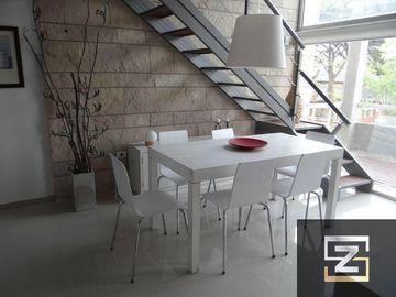 Tríplex en venta de 4 ambientes c/cochera y vista al mar en Pinamar