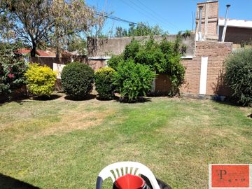 Casa en venta de en B° Fatima Villa Dolores
