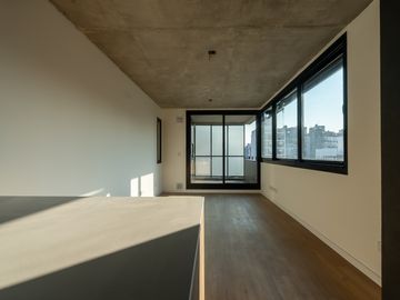DEPARTAMENTO DE 2 DORMITORIOS DE DISEÑO INDUSTRIAL EN VENTA EN 9 DE JULIO 1366