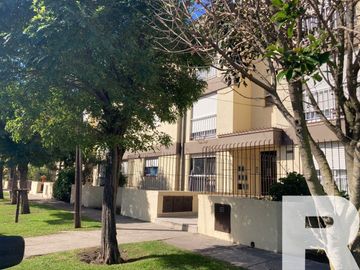 Departamento en venta de 2 dormitorios en Barrio Las Lilas