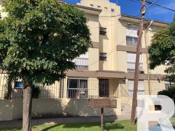 Departamento en venta de 2 dormitorios en Barrio Las Lilas