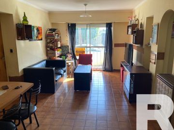 Departamento en venta de 2 dormitorios en Barrio Las Lilas