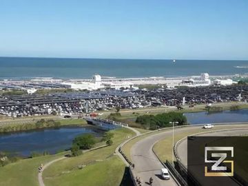 Semipiso en venta  c/ cochera en Punta Mogotes