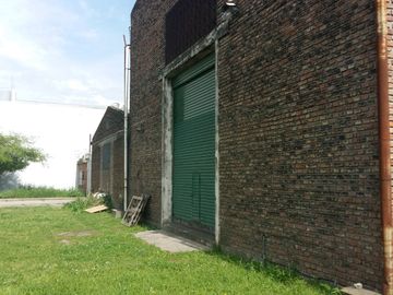 Galpón en venta de 1934m2 ubicado en 9 de Abril