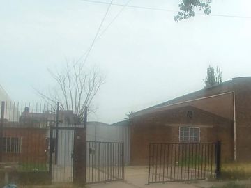 Galpón en venta de 1934m2 ubicado en 9 de Abril
