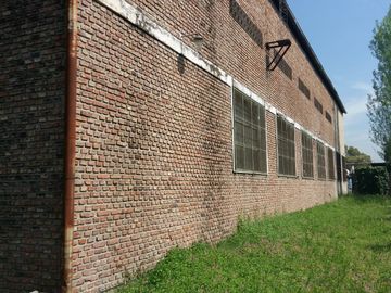Galpón en venta de 1934m2 ubicado en 9 de Abril