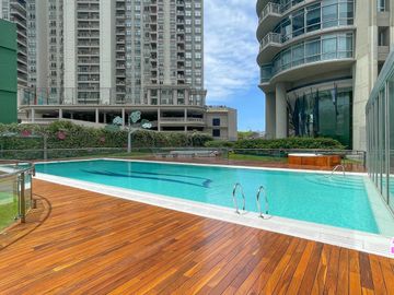 Departamento en venta de 2 dormitorios c/ cochera en Puerto Madero