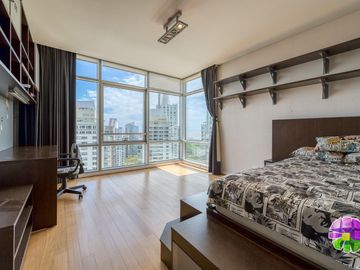 Departamento en venta de 2 dormitorios c/ cochera en Puerto Madero