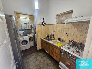Casa en venta de 2 dormitorios c/ cochera en Villa Sanchez Elia