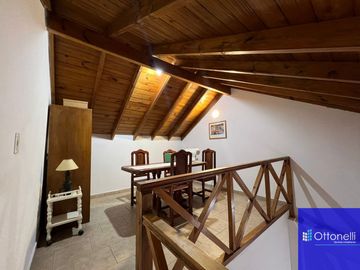 Dúplex en venta de 3 dormitorios c/ cochera en Costa Azul