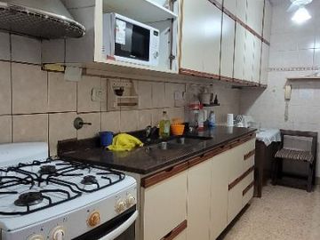 Departamento en venta de 3 dormitorios c/ cochera en Balvanera