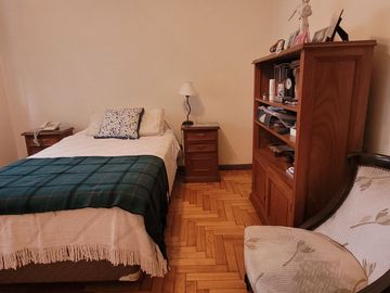 Departamento en venta de 3 dormitorios c/ cochera en Balvanera