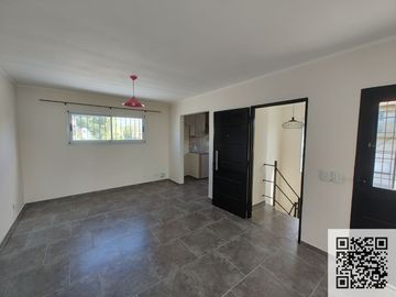 PH en venta de 5 dormitorios c/ cochera en Florencio Varela