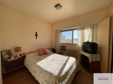 Departamento en venta de 2 dormitorios c/ cochera en 9 de Julio