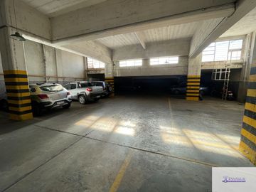 Departamento en venta de 2 dormitorios c/ cochera en 9 de Julio