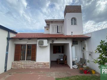 Casa en venta de 3 dormitorios en Luján