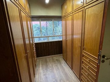 Casa en venta de 3 dormitorios c/ cochera en Centro