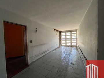 Casa en venta de 4 dormitorios c/ cochera en Centro