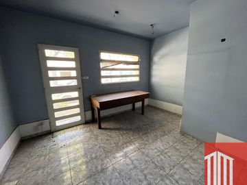 Casa en venta de 4 dormitorios c/ cochera en Centro