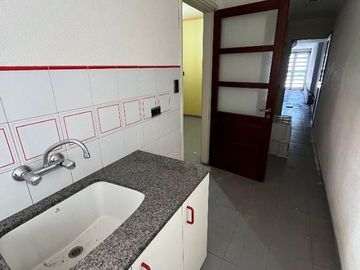 Casa en venta de 4 dormitorios c/ cochera en Centro