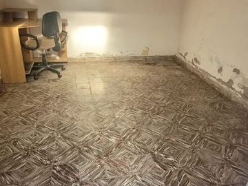 Casa en venta tres dormitorios con cochera. Espeche 150