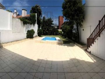 Loma De Stella Maris. Importante Chalet Con Piscina.