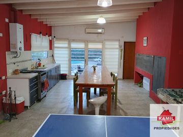 Casa en venta de 4 dormitorios c/ cochera en Patagonia Norte