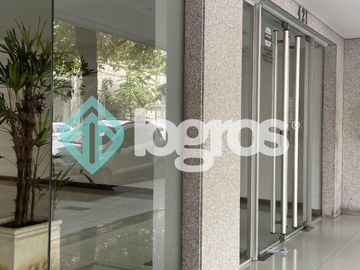 Departamento en venta Macrocentro Salta, 2 dormitorios, con cochera
